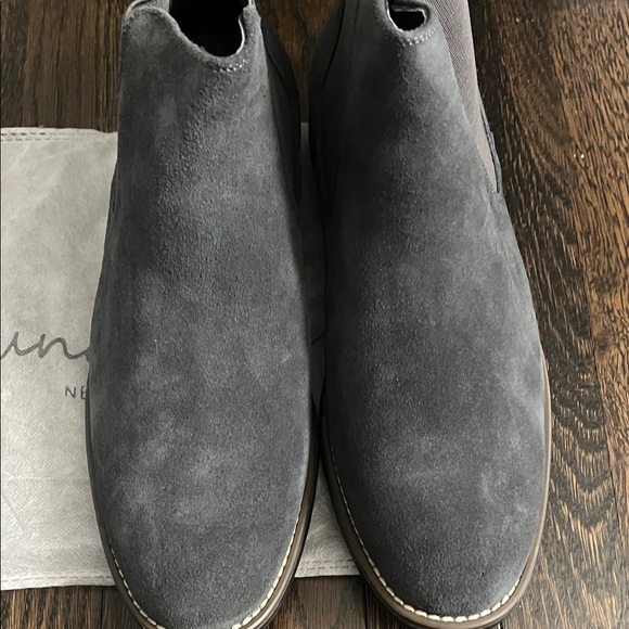 Bruno Marc Men’s Grey Suede Chelsea Boots main image 9